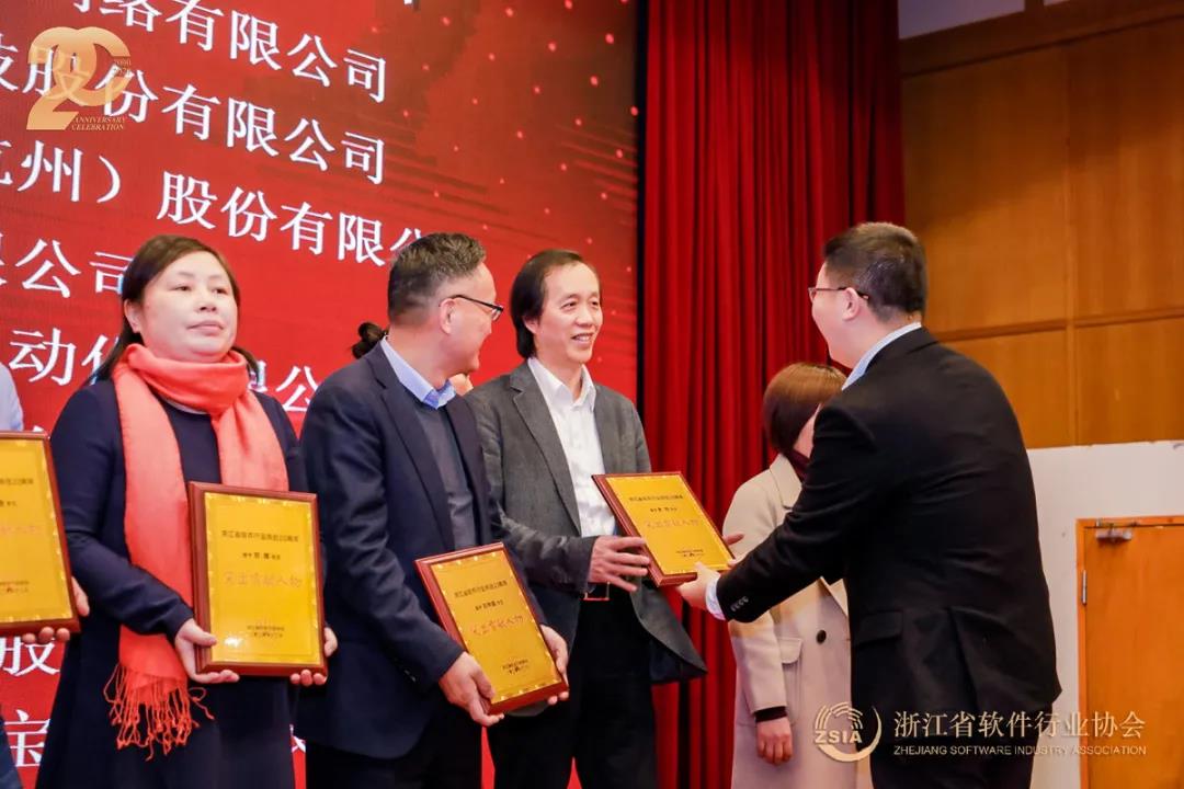 16086232592995352DD3.jpg 微信图片_20201222154615.jpg