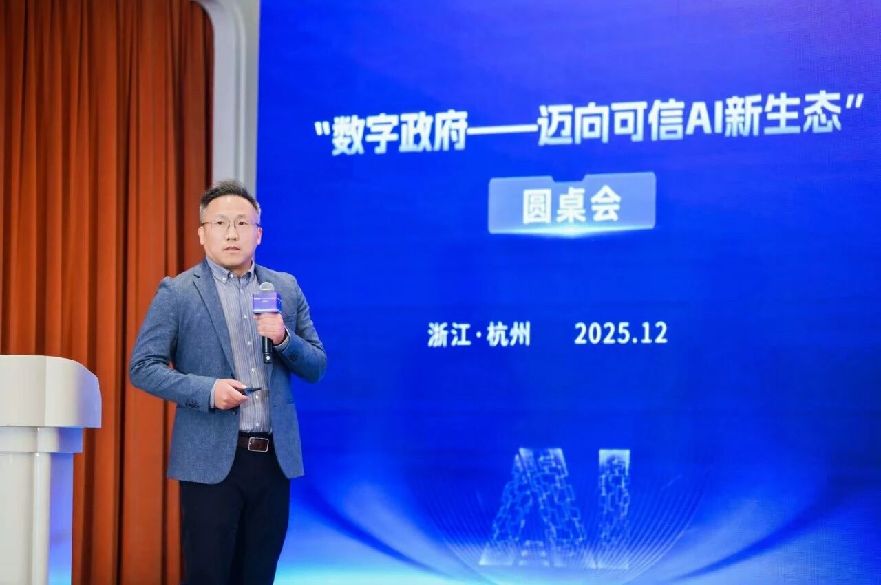 17657786131289463919.jpg 009.jpg